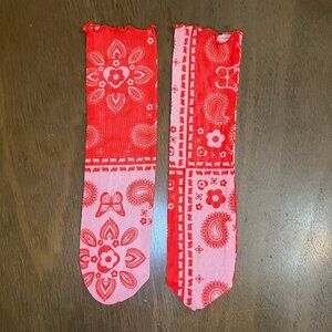 Lisa Says Gah Red Bandana Paisley Nylon Socks